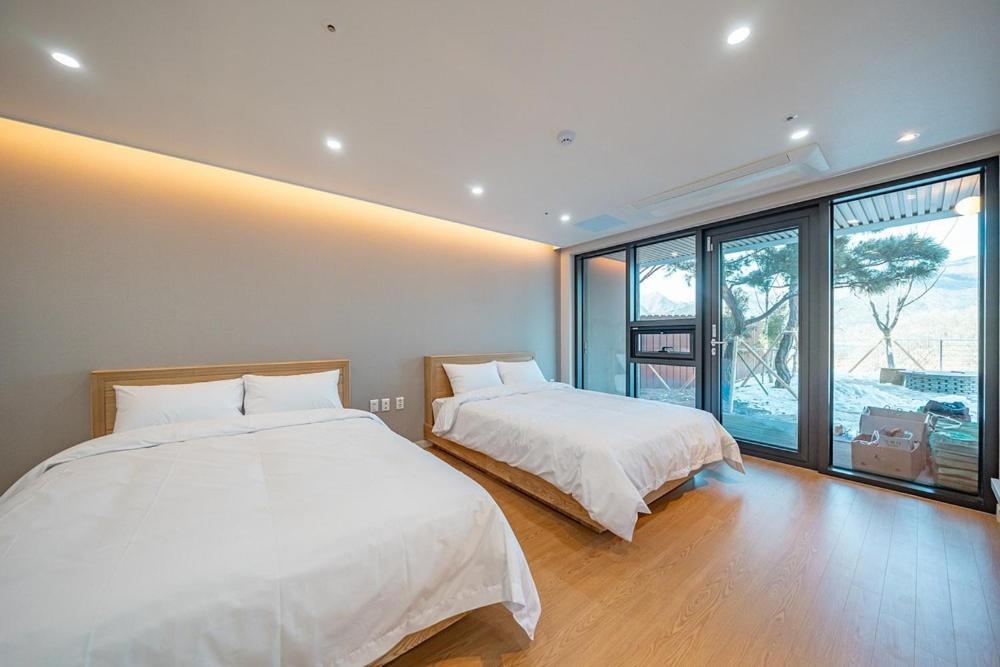 Jecheon The Shine Cheongpung Hotell Rom bilde