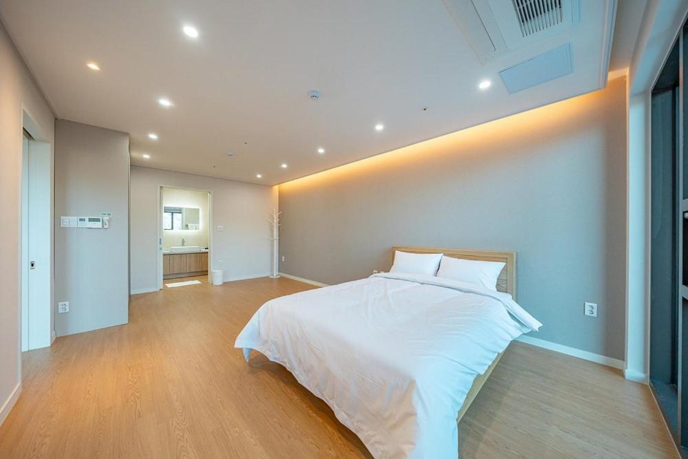Jecheon The Shine Cheongpung Hotell Rom bilde