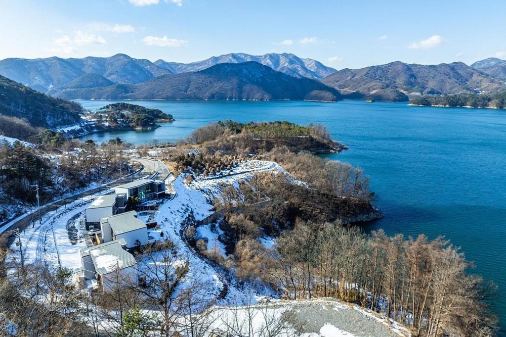 Jecheon The Shine Cheongpung Hotell Eksteriør bilde